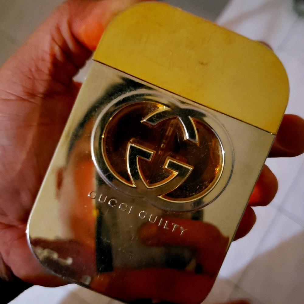 GUCCI